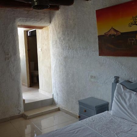 Hotel Relais De Tahla Sarl à Aïn Bou Mahdi Extérieur photo